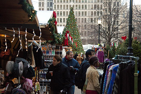 From Thanksgiving to Christmas Eve, Philadelphia’s Love Park is transformed into a traditional German Christmas Village, where more than 90 merchants sell holiday decor and gifts, toys, clothing, jewelry, artwork and crafts. Shoppers can nibble on European-style seasonal treats and sweets while enjoying various live entertainment and programs. (Photo: M. Fischetti for VISIT PHILADELPHIA)