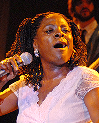 Sharon Jones (Sergei-Bachlakov-shutterstock)