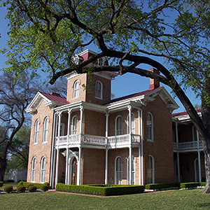 Victorian home in Waco, TX